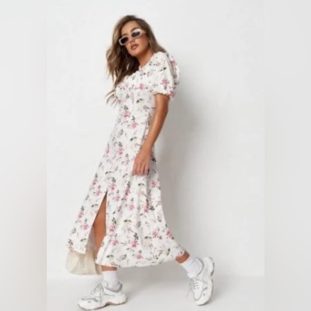 *NWT* White Floral Milkmaid Button Front Midi Dress